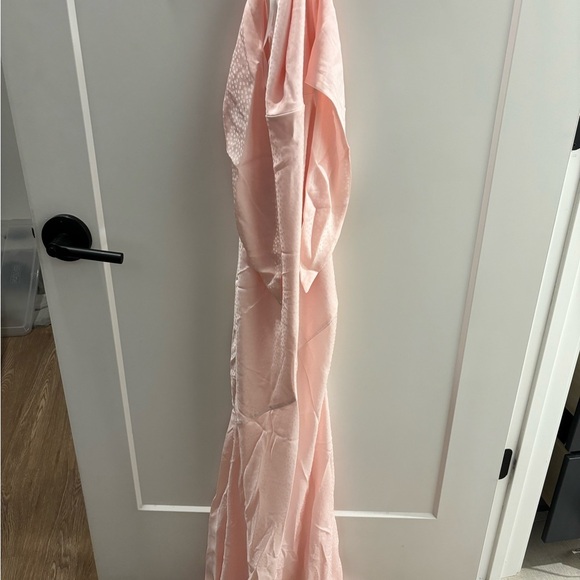 NWT Massie Gown in Blush Pink
LOVERS AND FRIENDS - Picture 3 of 6